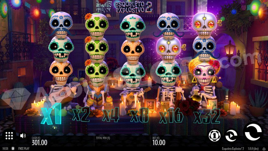 Base game featuring skull symbols on reels.